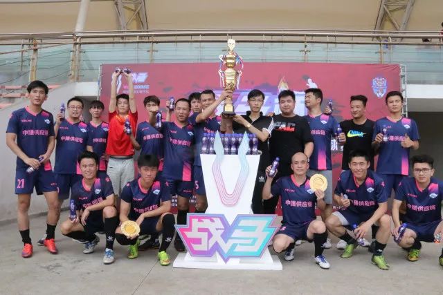中国女排0-3捷克！诞生3个不可思议、3个不争事实，龚翔宇救场难